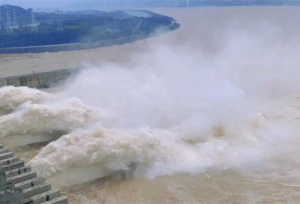 <宜昌三峡自驾三日游>交运宜昌夜游长江+坐船去三峡人家+三峡大坝三日游自由行
