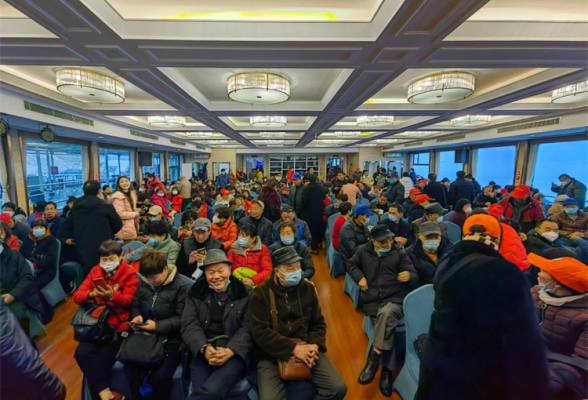 宜昌两坝一峡自由行一日游费用（过葛洲坝船闸参观三峡大坝游西陵峡一日游）